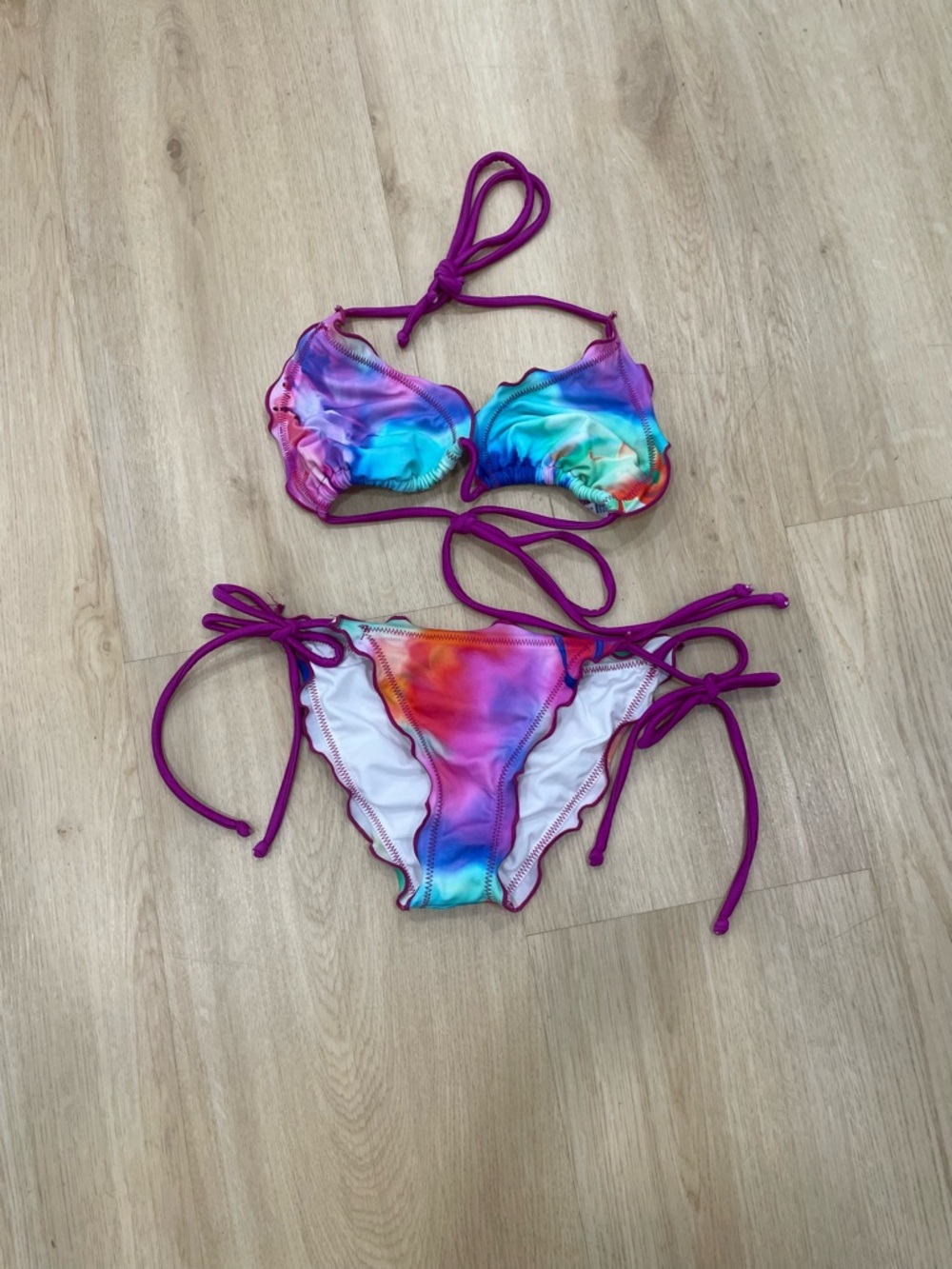 Venus Y2K watercolor bikini set Size 2 bottoms/C cup top